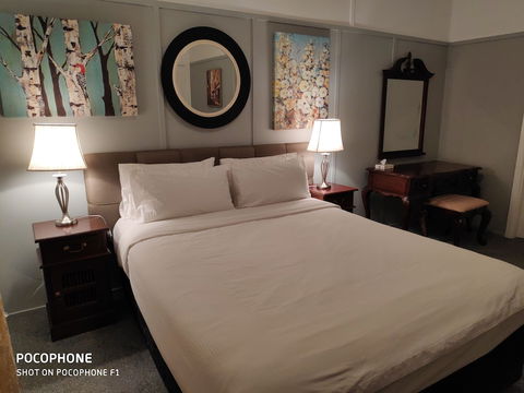 Bourke Apartments - QLD Tourism 4