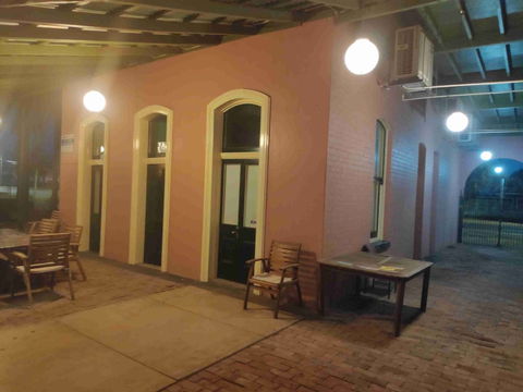 Bourke Apartments - QLD Tourism 0