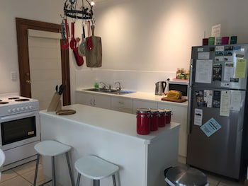 Clarevale Cottage B&B - QLD Tourism 5
