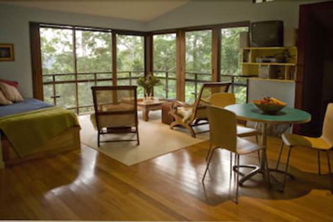 Lyola Pavilions In The Forest - Queensland Tourism 4