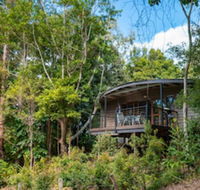 Whispering Valley Cottage Retreat - Queensland Tourism