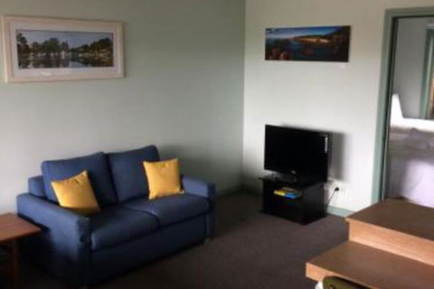 Olympic Lodge Narooma - QLD Tourism 0