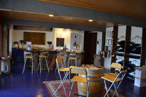 Cabernet Cottage - QLD Tourism 6