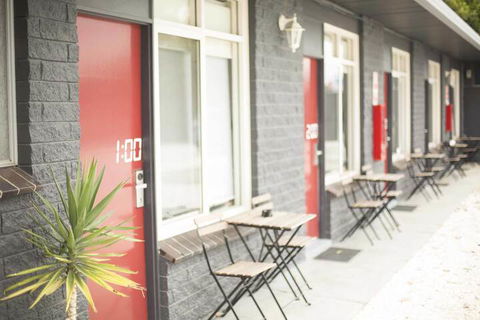 Siesta Central Apartments - QLD Tourism 5