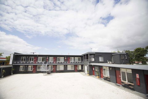 Siesta Central Apartments - QLD Tourism 3
