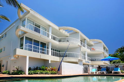 La Mer Sunshine - QLD Tourism 0