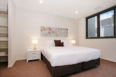 Accommodate Canberra - IQ - Braddon - Queensland Tourism 3