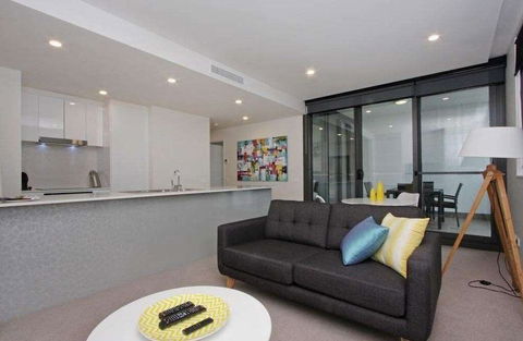 Accommodate Canberra - IQ - Braddon - Queensland Tourism 5