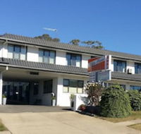 White Manor Motel - Queensland Tourism