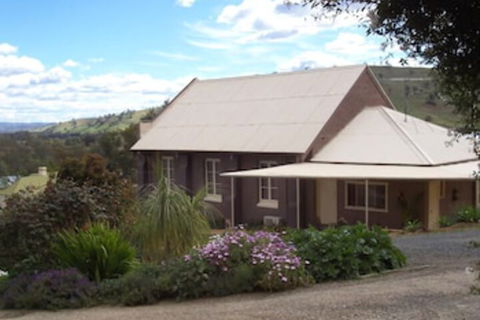 Church House B & B Gundagai - QLD Tourism 1