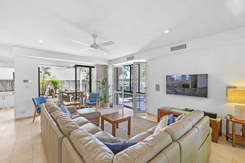 Noosa Village River Resort - QLD Tourism 6