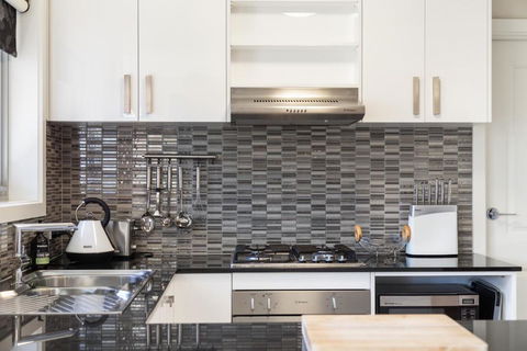 City One Apartment - Queensland Tourism 5