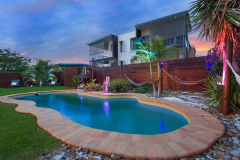 Gladstone Backpackers - Queensland Tourism 0