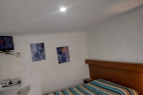 Albury Central Motel - QLD Tourism 6