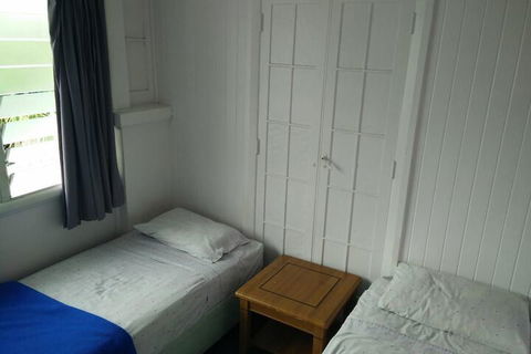Cairns Girls Hostel - QLD Tourism 6