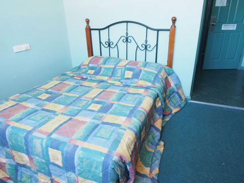 Harp Hotel - QLD Tourism 2