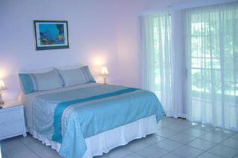 A Tropical Escape Bed & Breakfast - QLD Tourism 0