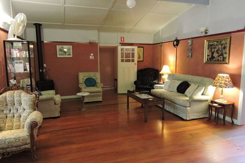 Kubba Roonga Guesthouse - Luxury Spa Retreat - Queensland Tourism 5