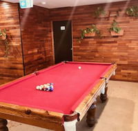 Down Under Hostels - Surfers Paradise - QLD Tourism
