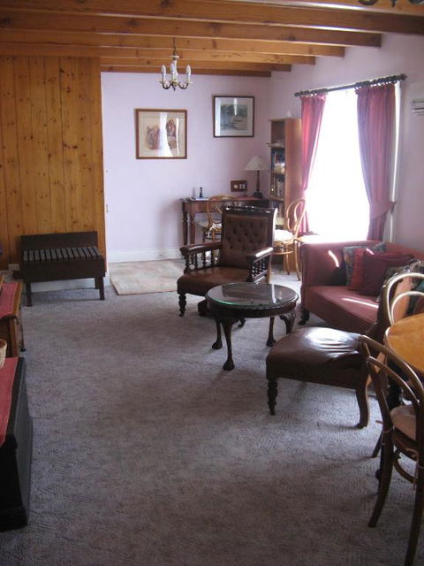 The Grove Cottages - QLD Tourism 4