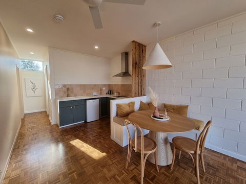 Kangaroo Island Seaview Motel - Queensland Tourism 6