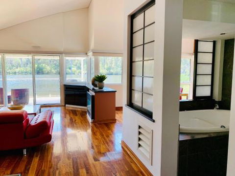 Silkwood Chalets - QLD Tourism 3