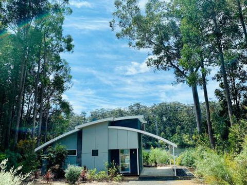 Silkwood Chalets - QLD Tourism 0