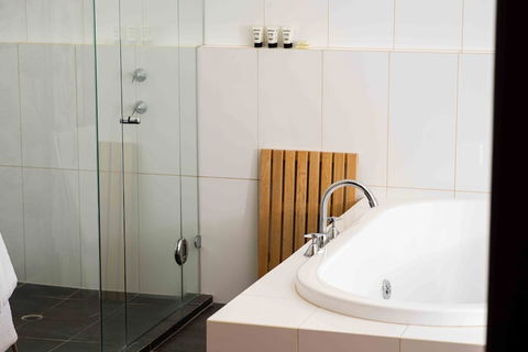 Park Hotel Mount Gambier - Queensland Tourism 0
