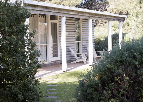 Driftwood House - Queensland Tourism 0