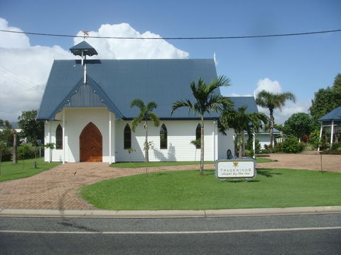 Kurrmine Beach Motel - Queensland Tourism 1