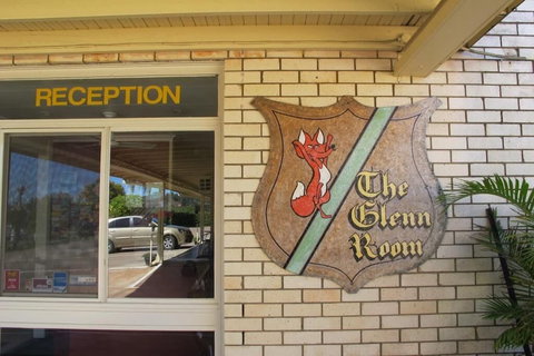Fox Glenn Motor Inn - QLD Tourism 3