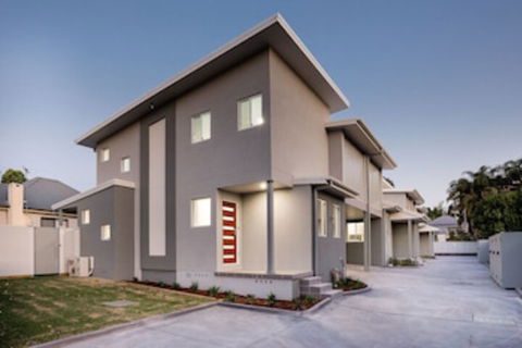 Wallsend Executive Apartments - QLD Tourism 0