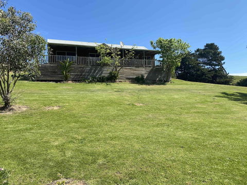 Clifton Beach Lodge - Queensland Tourism 0