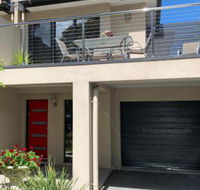 Champagne Stays Apartment - Queensland Tourism