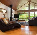 Romantic Treehouse Getaway - Queensland Tourism