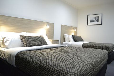Hamilton Lonsdale Motel - Queensland Tourism 4