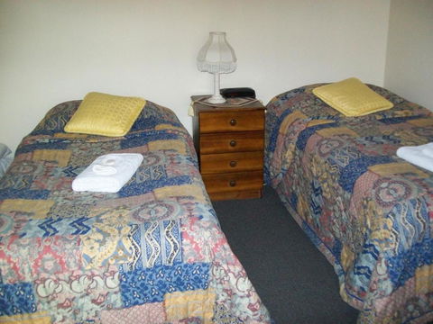 Benambra Bed & Breakfast - Queensland Tourism 1