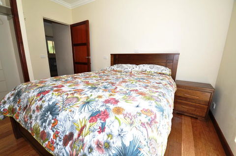 11 Barkala St. Dalmeny - QLD Tourism 1