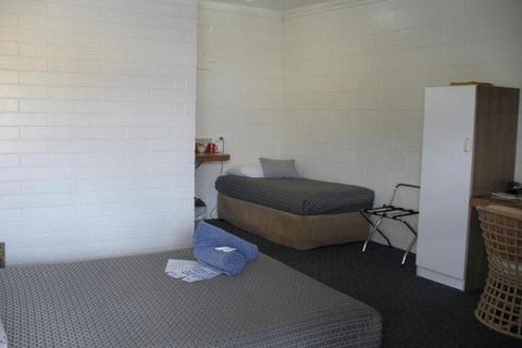 Burdekin Motor Inn - Queensland Tourism 7