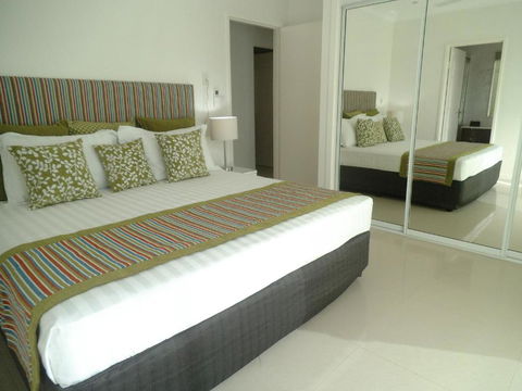 Island Villas & Apartments - QLD Tourism 2