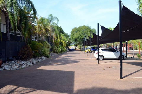 St Andrews Serviced Apartments - Queensland Tourism 4