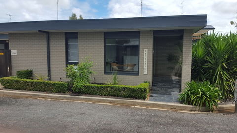 Boat Ramp Motel - Queensland Tourism 0