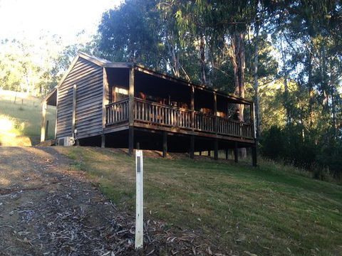The Outpost Retreat - Queensland Tourism 0