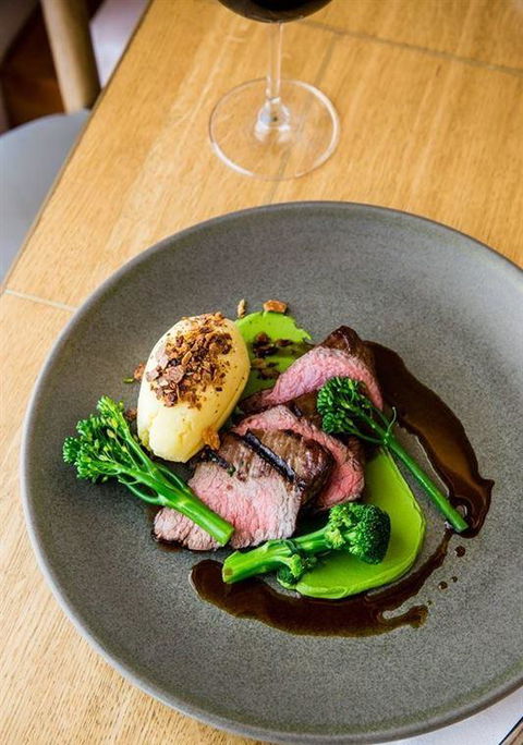 The Tilbury Restaurant - Queensland Tourism 10