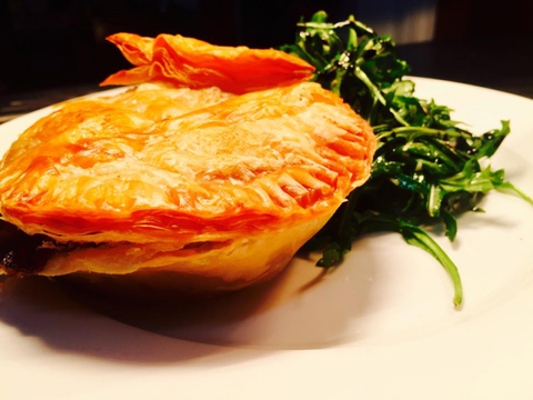 The Union Bar - QLD Tourism 12