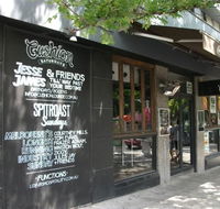 Cushion Lounge - Queensland Tourism