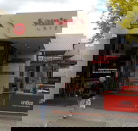 Sam's Cafe - Queensland Tourism