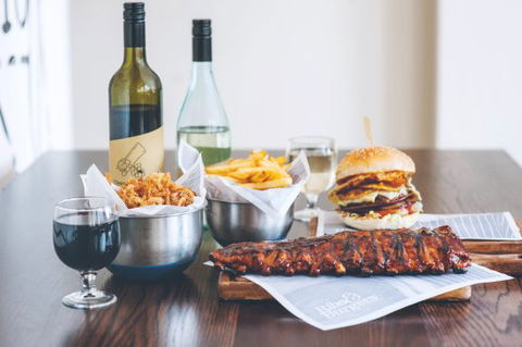 Ribs & Burgers - QLD Tourism 0