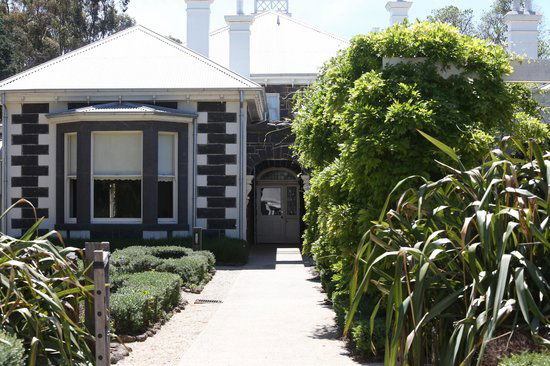 Eynesbury VIC QLD Tourism