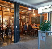 Fryers Street Food Store - Queensland Tourism